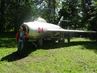 2018.06.20 At the MiG-17's air intake by the memorial house and museum of Zhukovsky.