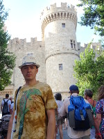 2019.06.01 Me, the Great :-), and the Palace of the Grand Master in Rhodes.