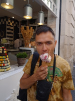 2019.10.03 Italian gelato is not your ordinary ice cream, even Baskin Robbins can't compete it. :-P