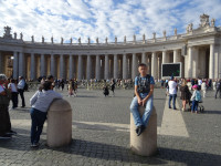 2019.10.06 Sitting on a stone pedestal in Saint Peter's Square, waiting for the end of the service in his basilica and the Pope's appearance to the people.