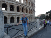2019.10.06 Одна из последних фотографий с римским Колизеем (Colosseum), общий план в альбомной ориентации.