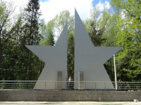 2021.05.16 At one of the monuments to Yuri Gagarin and Vladimir Seregin, in the form of a star of the heroes (of the Soviet Union).