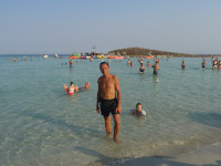 2021.08.01 It is not me who is the main here but the famous Cypriot (Ayia Napa's) Nissi Beach.