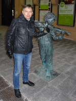 2022.03.16 There are many bronze figures on Bolshaya Pokrovskaya Street in Nizhny Novgorod (Russia), but this one is symbolic for me, because my eldest son is a violinist. 😍
